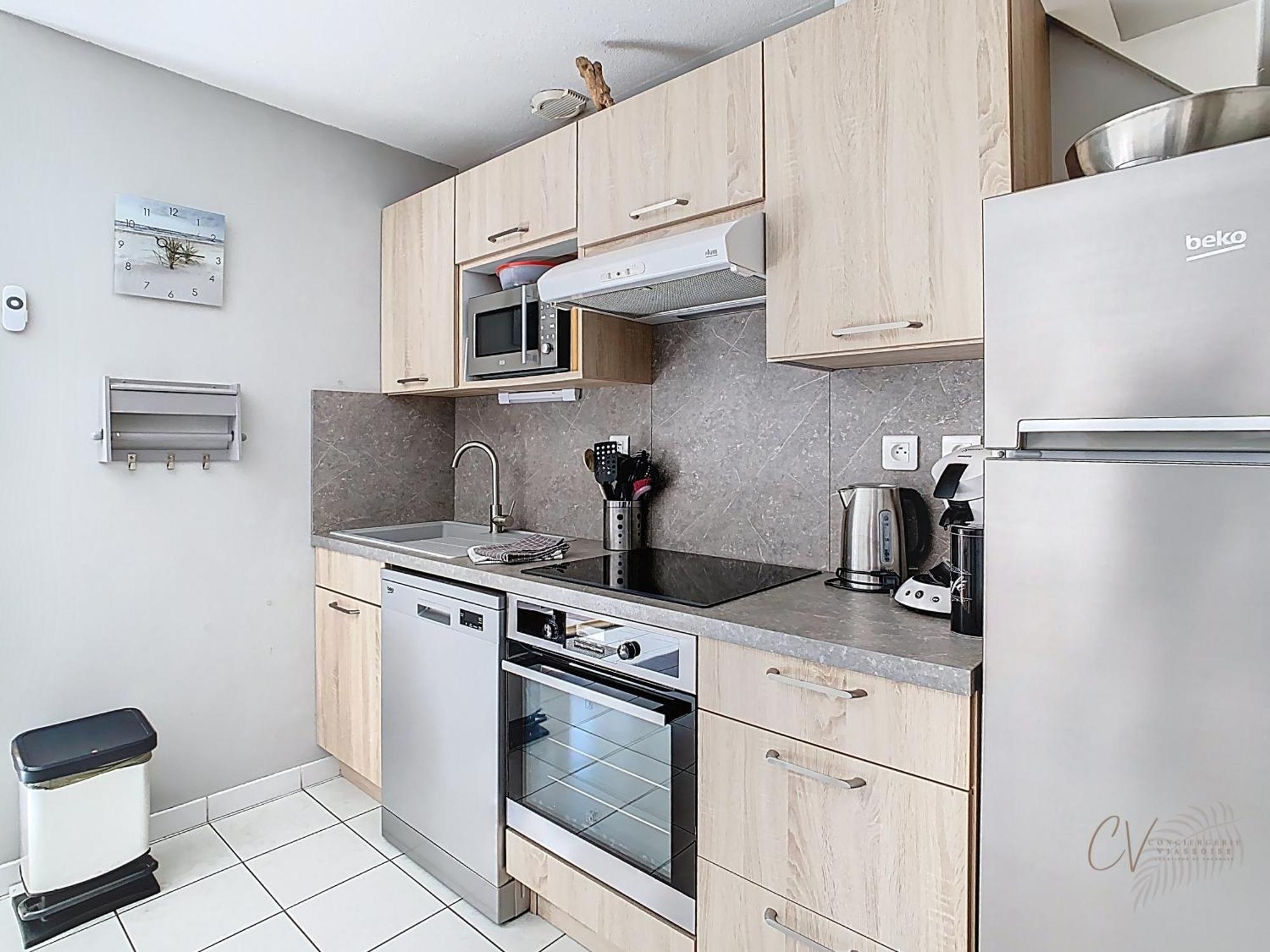 Petit Coin De Paradis Dans Residence Avec Piscine Vias Exteriör bild